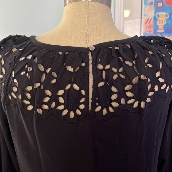 Loft Eyelet Yoke Swing T Top Size Medium NWT - Picture 3 of 8